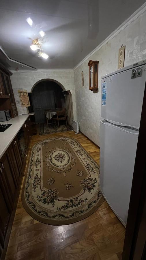 Просторі Та Комфортні Апартаменти «Д.І.М.» Camenița Exterior foto